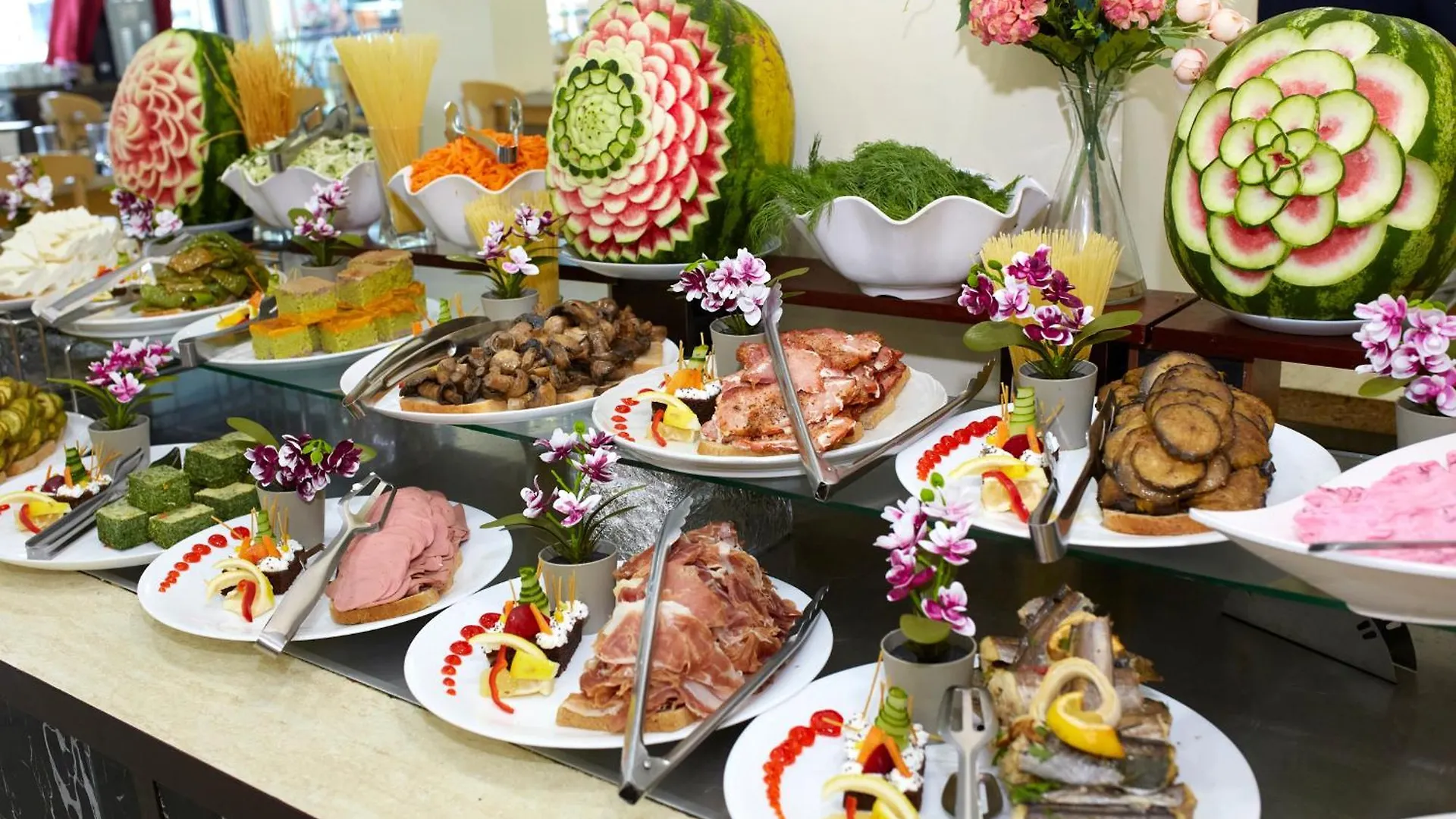 Grand Hotel Nirvana Sunny Beach