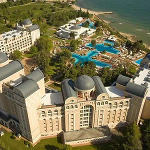 Hotel Dreams Sunny And