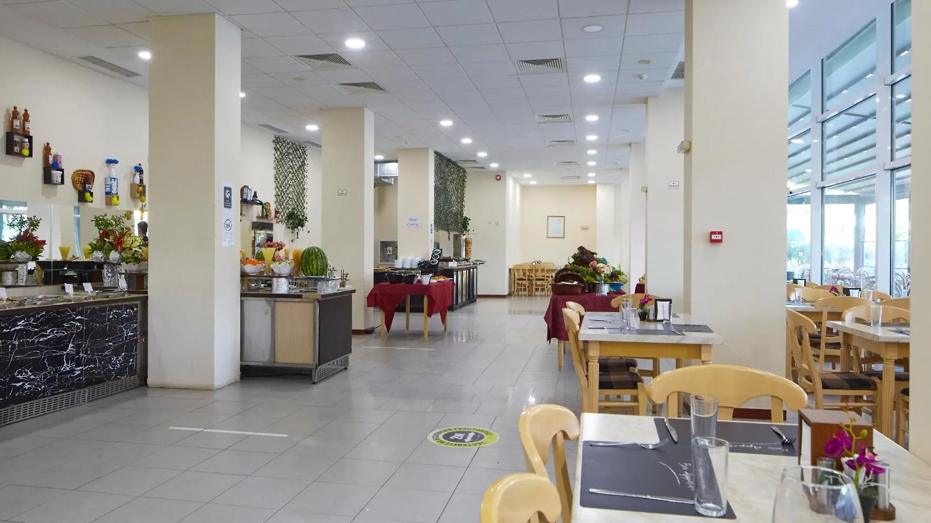 Grand Hotel Nirvana Sunny Beach