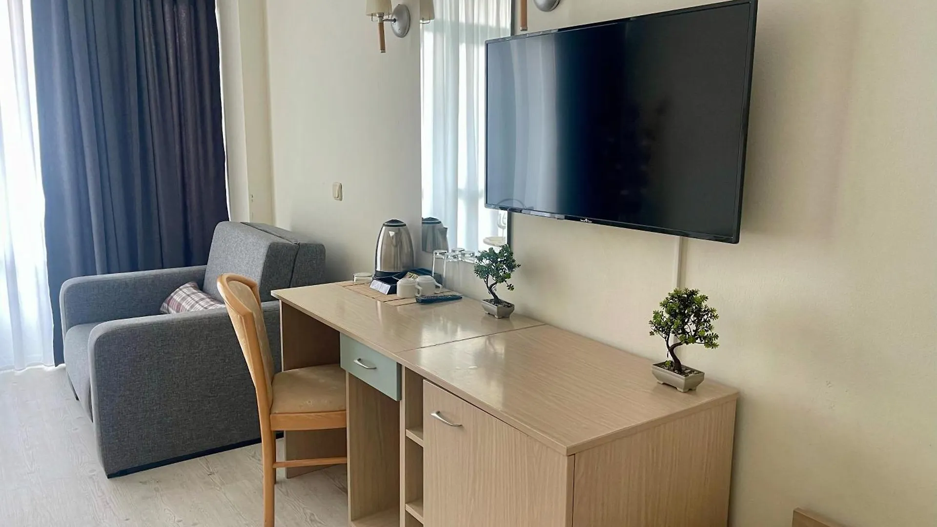 Grand Hotel Nirvana Sluneční pobřeží